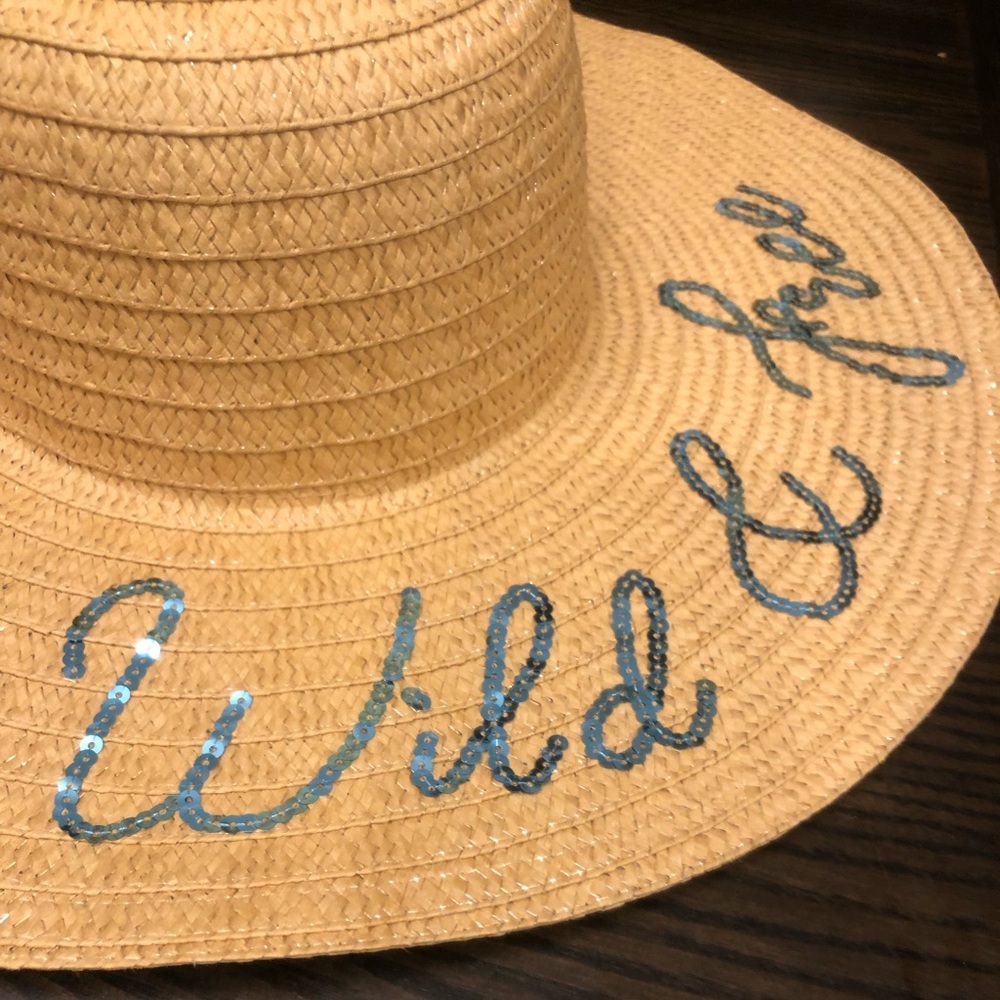 Wild & Free 🏖 Super fun beach hat 👒 NWT